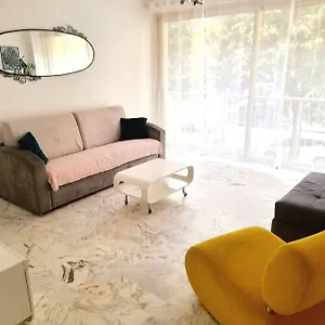 Appartamento Charmant 3 Pièces à 200 M De La Mer., Antibes